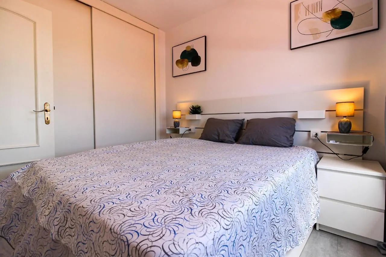 Beautiful Penthouse Apartment With Heated Swimming Pool Golf Del Sur San Miguel de Abona 0*,  Španělsko